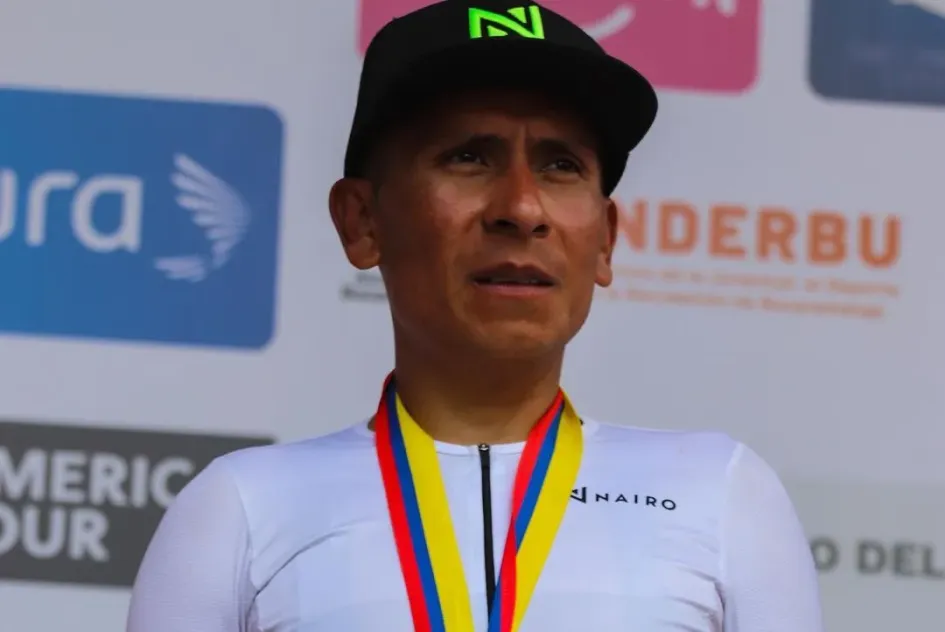 Nairo Quintana corría con el Arkéa-Samsic cuando salió positivo por tramadol. En los Nacionales de Ruta, en Bucaramanga, vistió su propia marca y ganó medalla de bronce. Nairo Quintana corría con el Arkéa-Samsic cuando salió positivo por tramadol. En los Nacionales de Ruta, en Bucaramanga, vistió su propia marca y ganó medalla de bronce.