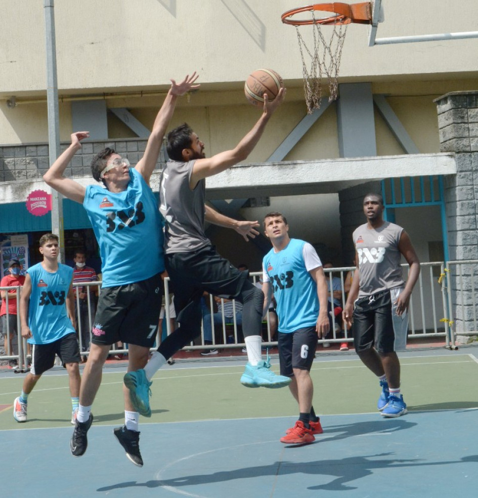 El baloncesto caldense, que aún espera la opción de ir a los Juegos, aún no se ordena ejecutiva y administrativamente. El baloncesto caldense, que aún espera la opción de ir a los Juegos, aún no se ordena ejecutiva y administrativamente.