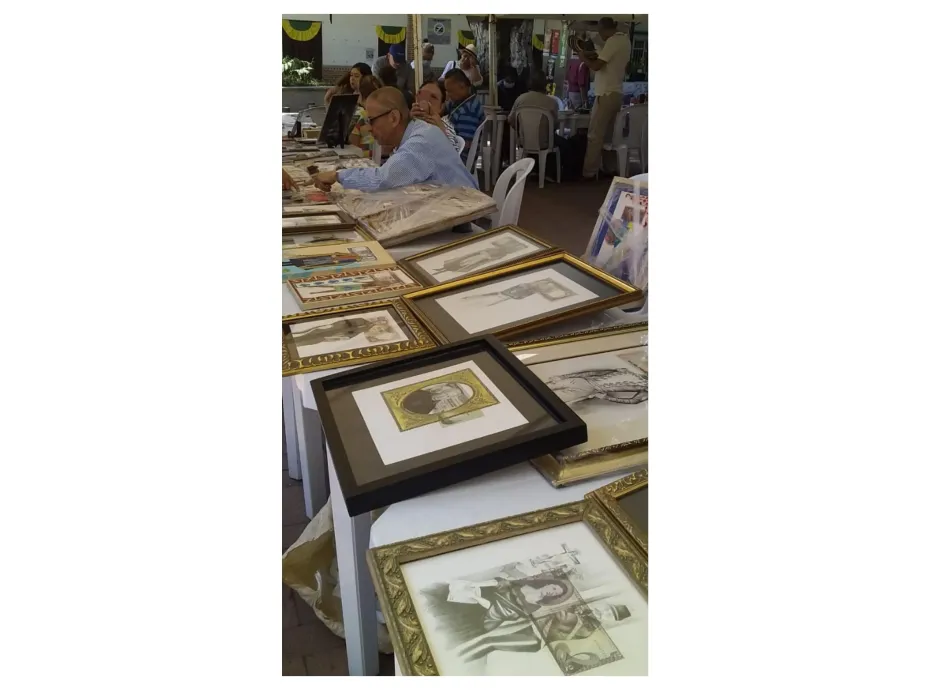 Encuentro de filatelia y numismática en el parque de Bolívar de Supía. Encuentro de filatelia y numismática en el parque de Bolívar de Supía.
