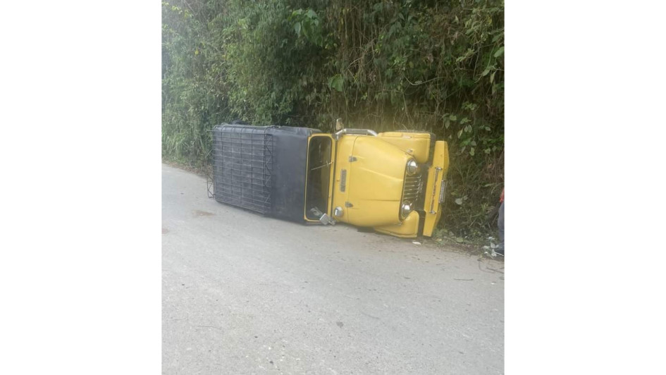 El siniestro se dio en el sector de Peñas Azules. El siniestro se dio en el sector de Peñas Azules.