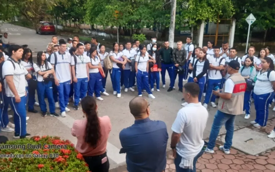 Bloqueo a los estudiantes del Sena en La Dorada. Bloqueo a los estudiantes del Sena en La Dorada.