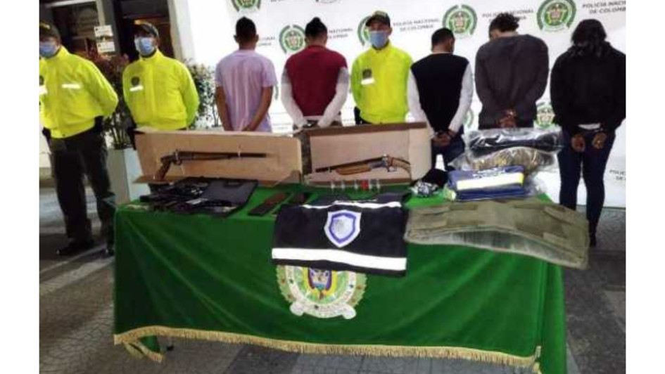 25 años pagarían, si les aprueban el preacuerdo el viernes de la otra semana, Carlos Enrique Pérez Barrios, José Eduardo Olarte Largo, Wilson Andrés Álvarez Arcila, Ánderson Álvarez Arcila y Luis Esneyder Ramírez López. 25 años pagarían, si les aprueban el preacuerdo el viernes de la otra semana, Carlos Enrique Pérez Barrios, José Eduardo Olarte Largo, Wilson Andrés Álvarez Arcila, Ánderson Álvarez Arcila y Luis Esneyder Ramírez López.