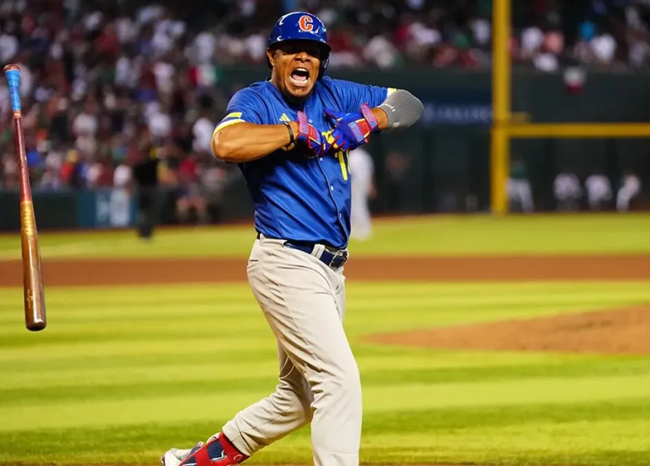 Colombia debuta con victoria 5-4 ante México en el Clásico Mundial de Béisbol Colombia debuta con victoria 5-4 ante México en el Clásico Mundial de Béisbol