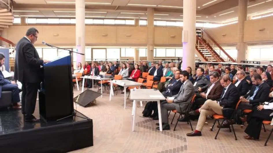 En el Centro Cultural Universitario Rogelio Salmona de la Universidad de Caldas, en Manizales, continuará hoy el 152 Congreso de la Asocación Colombiana de Universidades (Ascún) que reúne a privadas y públicas. En el Centro Cultural Universitario Rogelio Salmona de la Universidad de Caldas, en Manizales, continuará hoy el 152 Congreso de la Asocación Colombiana de Universidades (Ascún) que reúne a privadas y públicas.