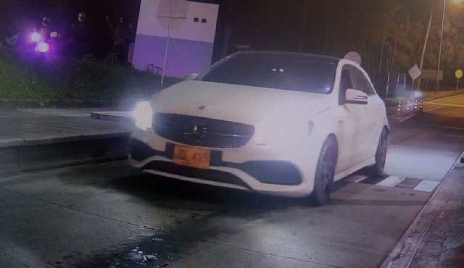 El supuesto carro bomba. El supuesto carro bomba.