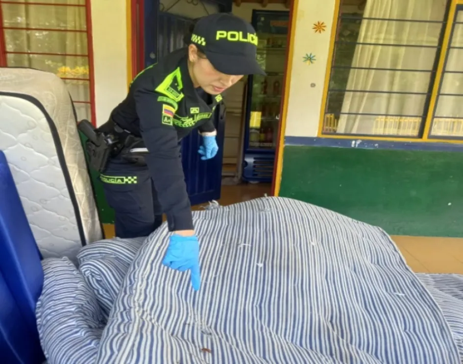 Los colchones, las cobijas y sábanas no servían Colchones en mal estado.
