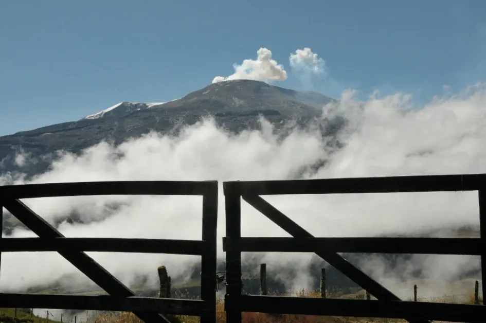 Vista del Nevado del Ruiz desde el sector El Arbolito a finales del año pasado. Volcán nevado del Ruiz