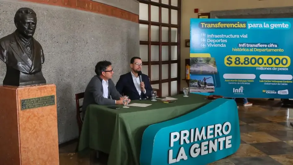 Juan Martín Zuluaga, gerente saliente de Inficaldas; y Luis Carlos Velásquez, gobernador de Caldas. Juan Martín Zuluaga, gerente saliente de Inficaldas; y Luis Carlos Velásquez, gobernador de Caldas.