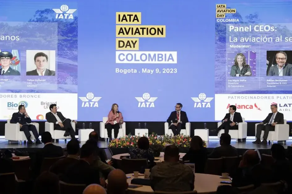 Sector aéreo le pide al Gobierno reducir el IVA de los tiquetes Sector aéreo le pide al Gobierno reducir el IVA de los tiquetes