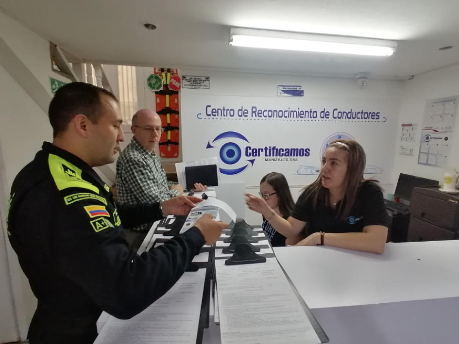 Centro de Reconocimiento de Conductores Centro de Reconocimiento de Conductores