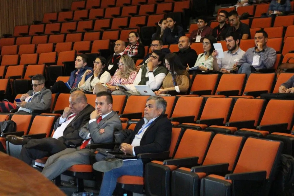 Docentes, estudiantes y directivos docentes asistieron desde el miércoles al Congreso de Innovación Académica para la Permanencia en Educación Superior en la Universidad Nacional sede Manizales. Docentes, estudiantes y directivos docentes asistieron desde el miércoles al Congreso de Innovación Académica para la Permanencia en Educación Superior en la Universidad Nacional sede Manizales.