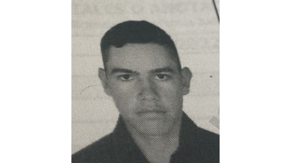 Juan Fernando Cartagena Sánchez, de Salgar (Antioquia), de 38 años, apodado Pichichi, domador de caballos. Juan Fernando Cartagena Sánchez, de Salgar (Antioquia), de 38 años, apodado Pichichi, domador de caballos.