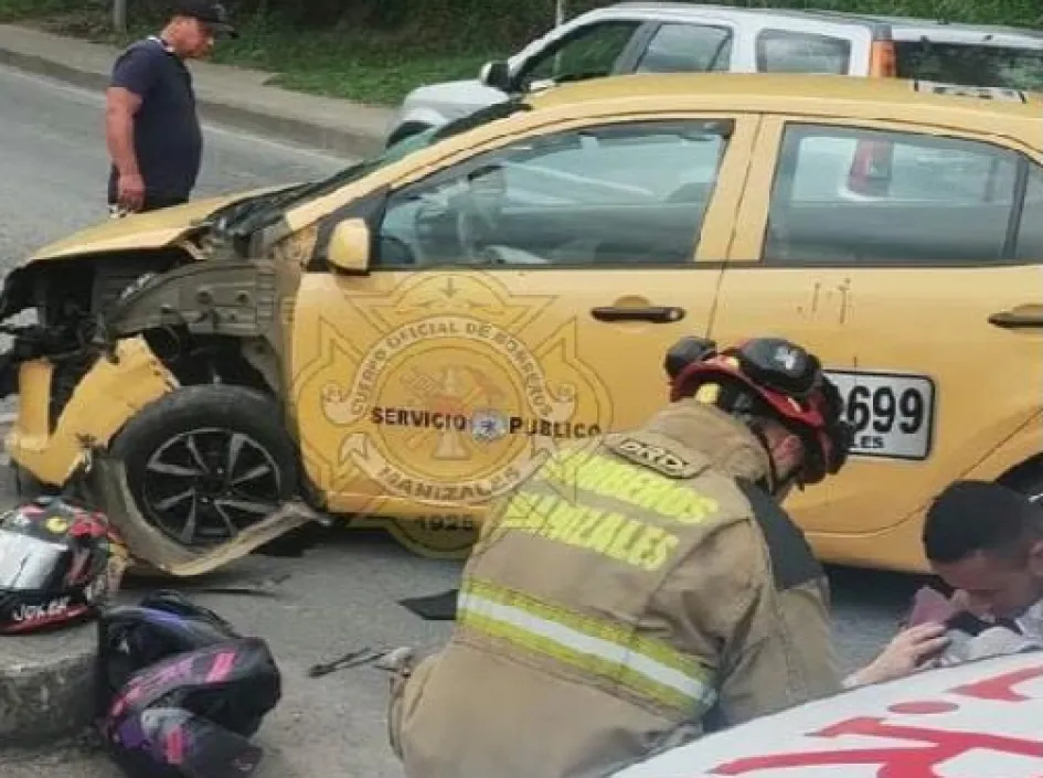 Este es el accidente de tránsito del taxi. Este es el accidente de tránsito del taxi.