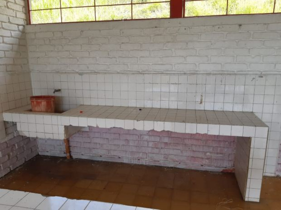 Mejoramiento de baños y de otros espacios están entre los requerimientos en la escuela de la vereda Portugal, en Belalcázar. Mejoramiento de baños y de otros espacios están entre los requerimientos en la escuela de la vereda Portugal, en Belalcázar.