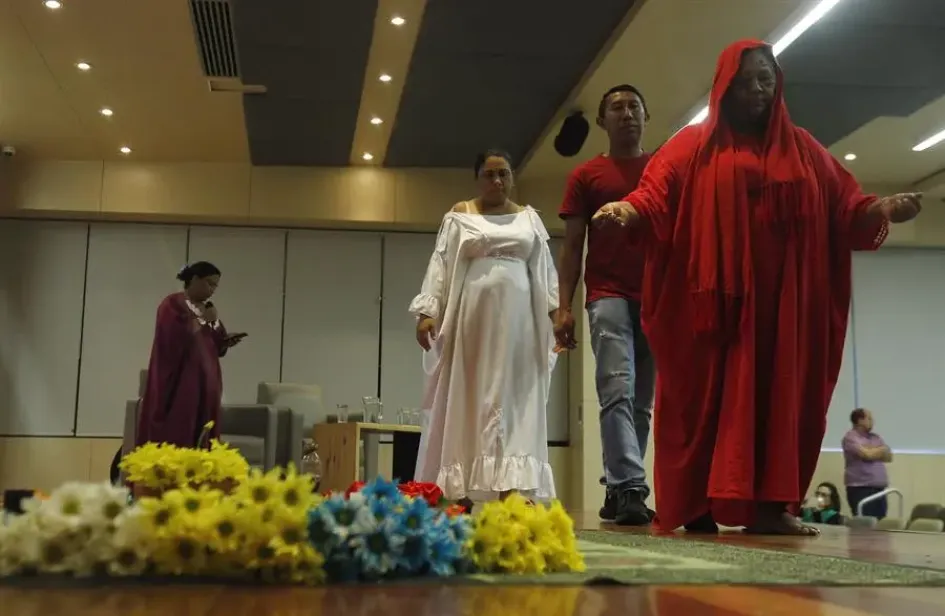 Reivindican a mujeres buscadoras por lucha contra la desaparición forzada en Colombia Reivindican a mujeres buscadoras por lucha contra la desaparición forzada en Colombia