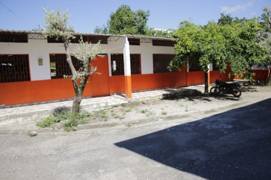 La Alcaldía de Victoria, municipio del Magdalena Caldense, indica que la emergencia está siendo superada. “Dando de alta médica a la mayoría de estudiantes (del colegio rural de Isaza), sin que se presenten casos que revistan mayor gravedad que requiera su traslado para la atención en un hospital de mayor nivel”. La Alcaldía de Victoria, municipio del Magdalena Caldense, indica que la emergencia está siendo superada. “Dando de alta médica a la mayoría de estudiantes (del colegio rural de Isaza), sin que se presenten casos que revistan mayor gravedad que requiera su traslado para la atención en un hospital de mayor nivel”.