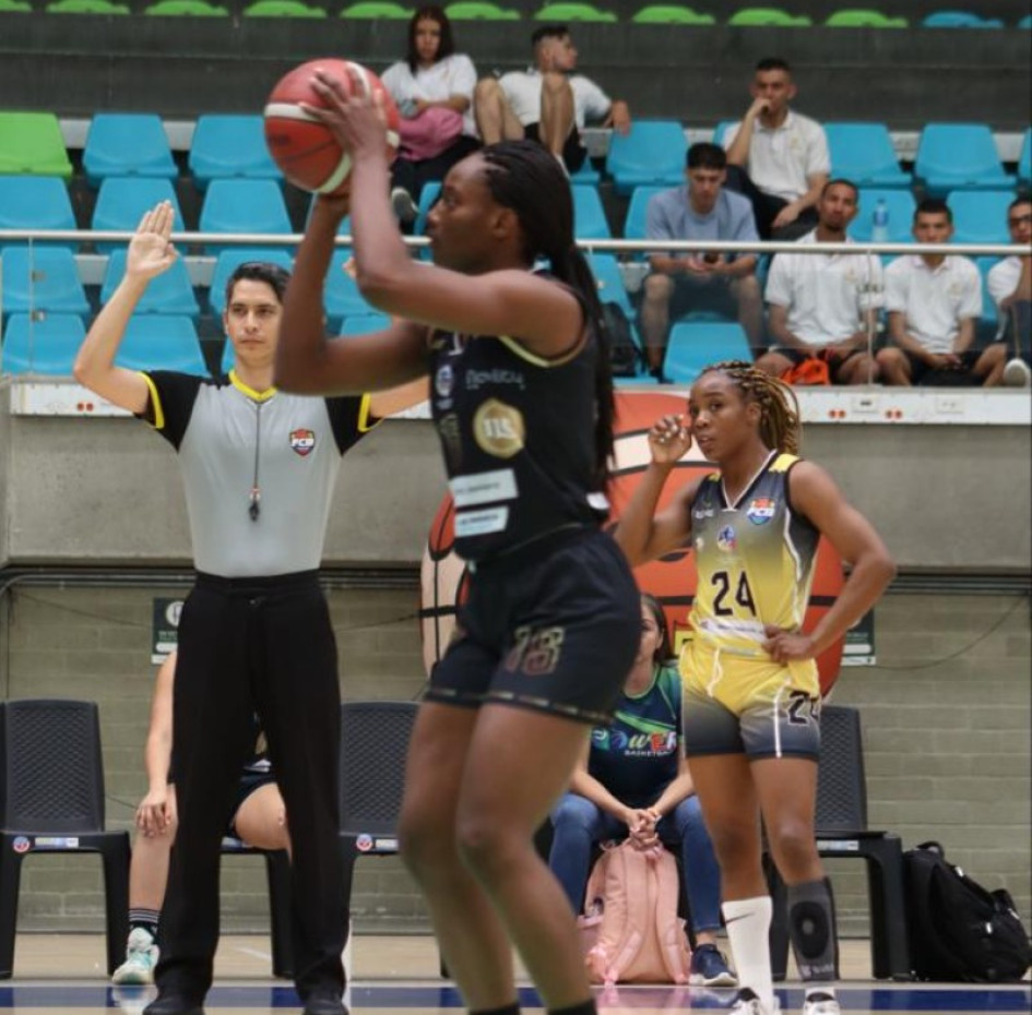 Power Industria Licorera de Caldas jugará hoy la semifinales de la Liga Superior de Baloncesto. Power Industria Licorera de Caldas jugará hoy la semifinales de la Liga Superior de Baloncesto.