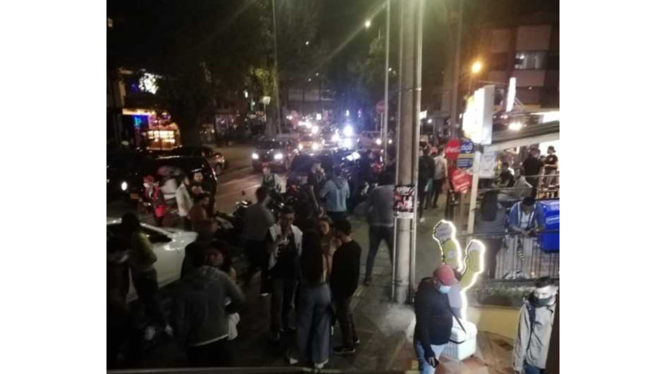 Los vecinos del barrio Milán se quejan del ruido de las discotecas, los problemas de tránsito en el sector y la inseguridad que se ha generado. Los vecinos del barrio Milán se quejan del ruido de las discotecas, los problemas de tránsito en el sector y la inseguridad que se ha generado.