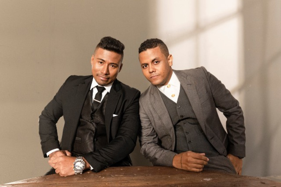 Álex Rojas y Carlos Fragozo, integrantes de los Traviesos del Vallenato. Álex Rojas y Carlos Fragozo, integrantes de los Traviesos del Vallenato.