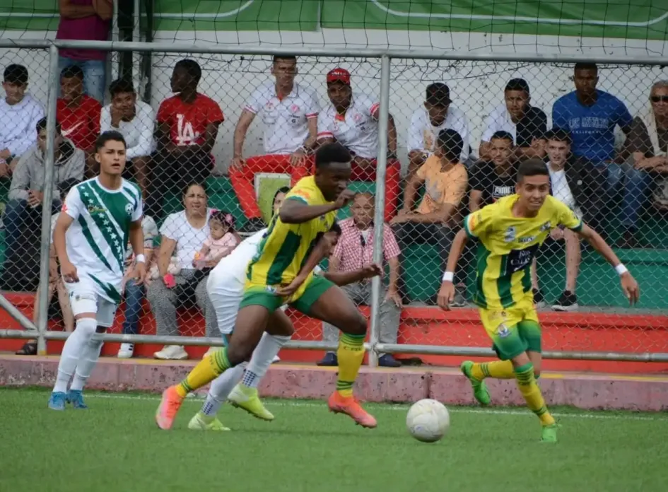 Partido entre la Selección Caldas Sub-19 y su similar de Risaralda. Partido entre la Selección Caldas Sub-19 y su similar de Risaralda.