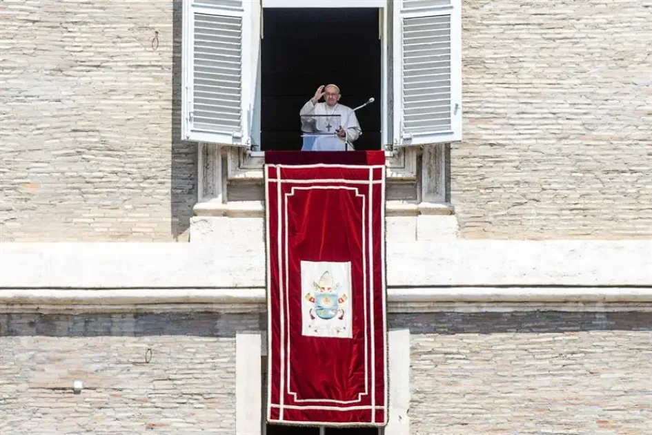 El papa Francisco. El papa Francisco.
