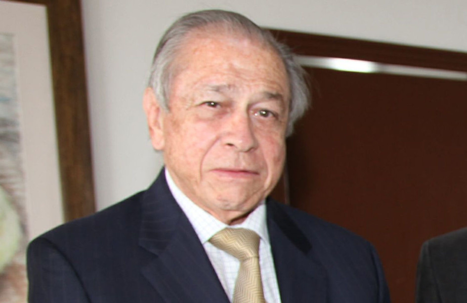 Néstor Buitrago, ingeniero civil y empresario de la construcción. Néstor Buitrago, ingeniero civil y empresario de la construcción.