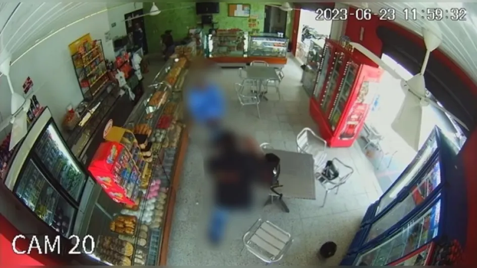 En video quedó registrado fleteo en La Dorada. En video quedó registrado fleteo en La Dorada.