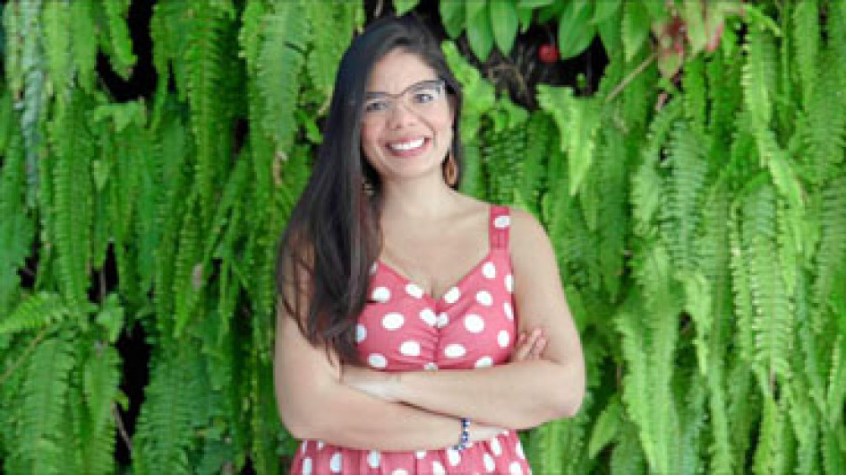 Foto Tomada del Twitter de la Flip 1 LA PATRIA Laura Ardila es la autora del texto La costa nostra. Foto Tomada del Twitter de la Flip 1 LA PATRIA Laura Ardila es la autora del texto La costa nostra.