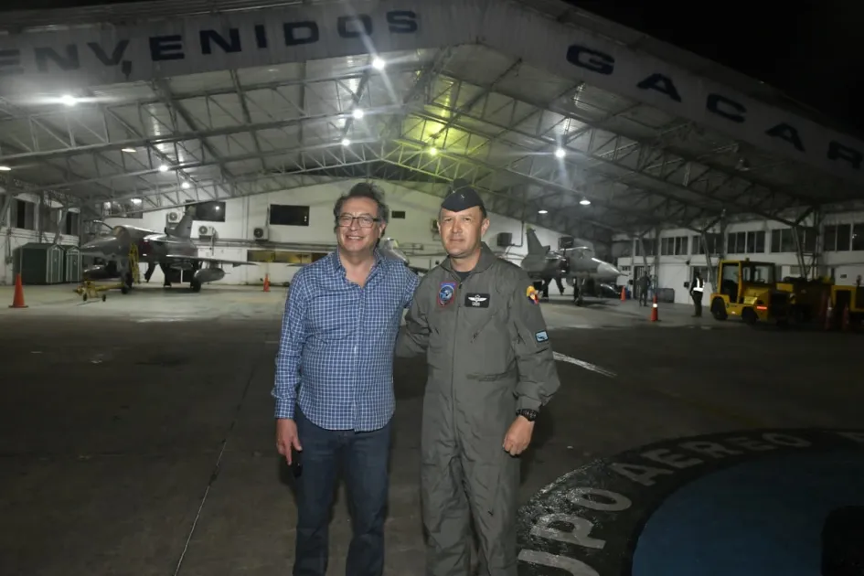Petro llega a la isla de San Andrés para celebrar fallo en litigio contra Nicaragua Petro llega a la isla de San Andrés para celebrar fallo en litigio contra Nicaragua