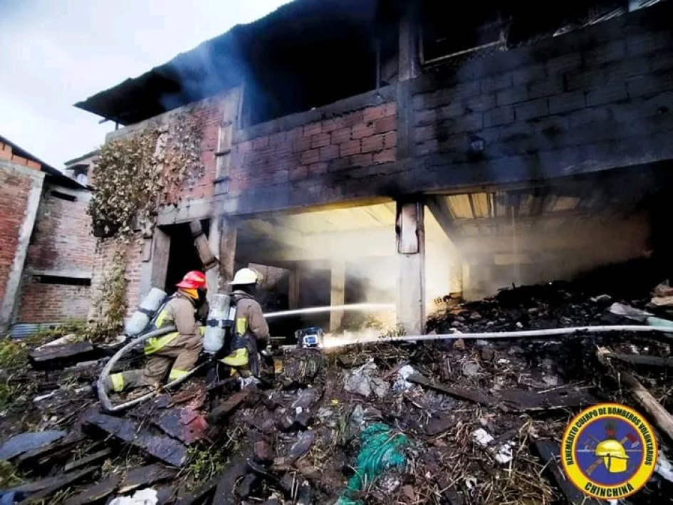 El establecimiento afectado fue Muebles Casa Bellas, ubicado en el sector de Las Galerías. No hubo heridos. El establecimiento afectado fue Muebles Casa Bellas, ubicado en el sector de Las Galerías. No hubo heridos.