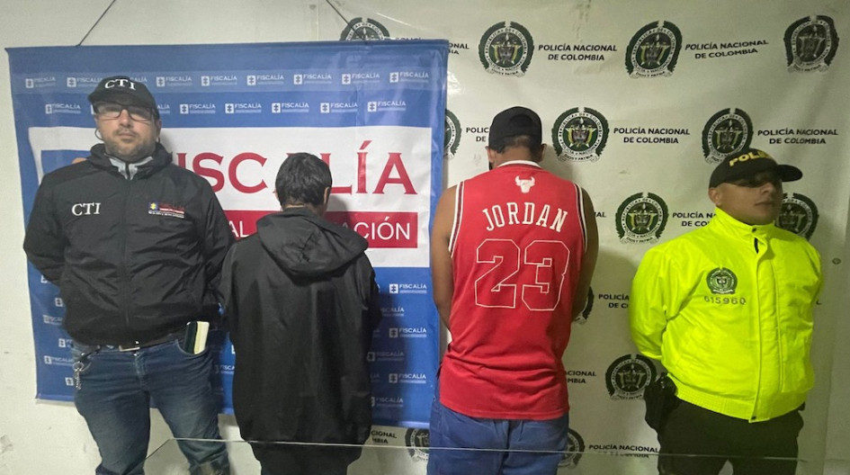Los capturados habían robado $7 millones a establecimientos comerciales después de intimidar a las víctimas con armas de fuego. Los capturados habían robado $7 millones a establecimientos comerciales después de intimidar a las víctimas con armas de fuego.