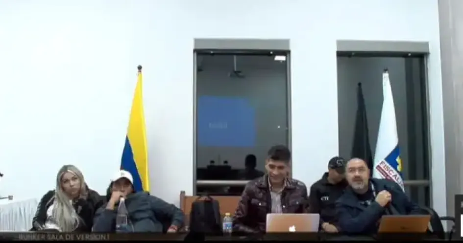 Daysuris Vásquez y Nicolás Petro Burgos en el búnker de la Fiscalía en Bogotá. Daysuris Vásquez y Nicolás Petro Burgos en el búnker de la Fiscalía en Bogotá.
