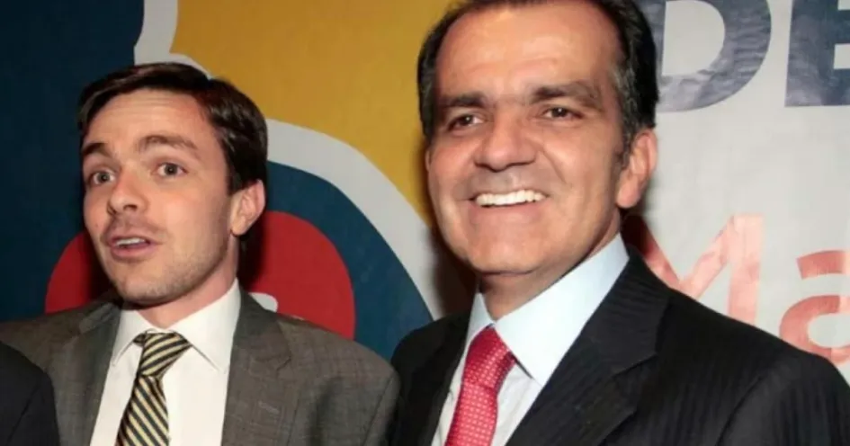 David Zuluaga junto a su padre, Óscar Iván Zuluaga. David Zuluaga junto a su padre, Óscar Iván Zuluaga.