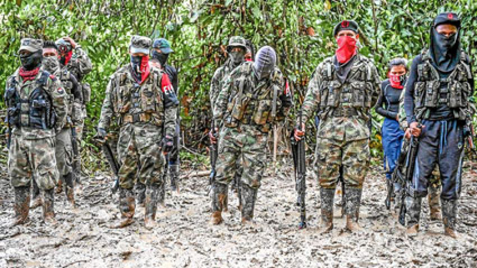 Foto | AFP | LA PATRIA Según el Eln, el éxito del cese depende de la buena voluntad de las partes, del cumplimiento estricto de los protocolos y de la prudencia con la que se maneja la información. Foto | AFP | LA PATRIA Según el Eln, el éxito del cese depende de la buena voluntad de las partes, del cumplimiento estricto de los protocolos y de la prudencia con la que se maneja la información.