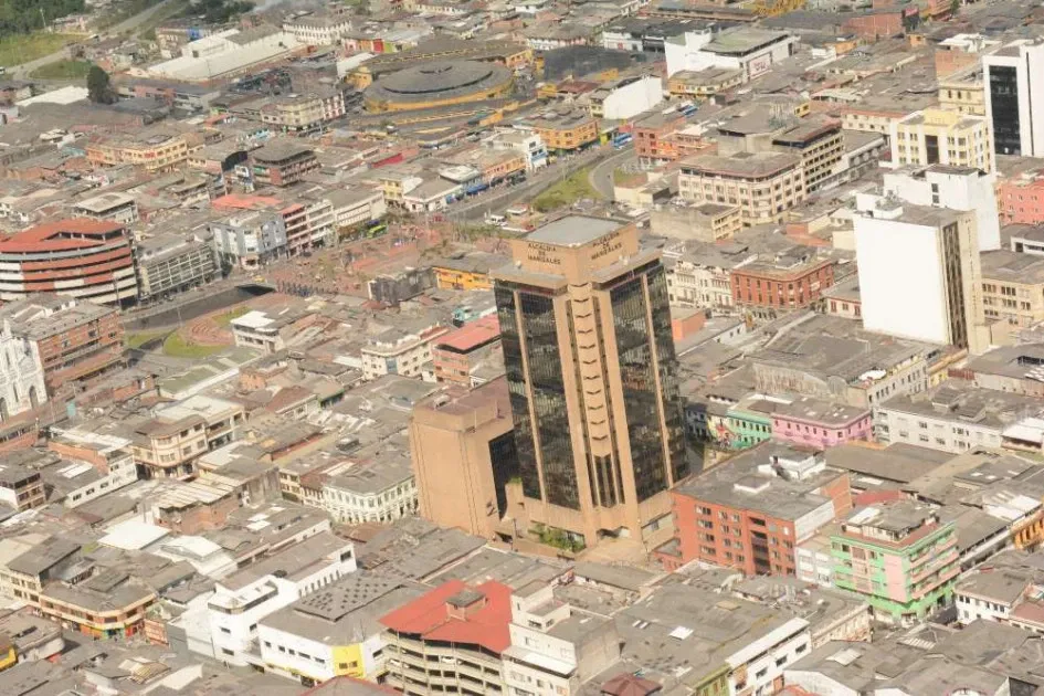 Conozca las propuestas culturales de los 12 aspirantes a la Alcaldía de Manizales, quienes el martes participarán en el foro inaugural de la Feria del Libro, en el Centro Cultural Universitario Rogelio Salmona. Allí, los ciudadanos podrán profundizar las iniciativas de los postulados sobre la cultura de la ciudad. Conozca las propuestas culturales de los 12 aspirantes a la Alcaldía de Manizales, quienes el martes participarán en el foro inaugural de la Feria del Libro, en el Centro Cultural Universitario Rogelio Salmona. Allí, los ciudadanos podrán profundizar las iniciativas de los postulados sobre la cultura de la ciudad.