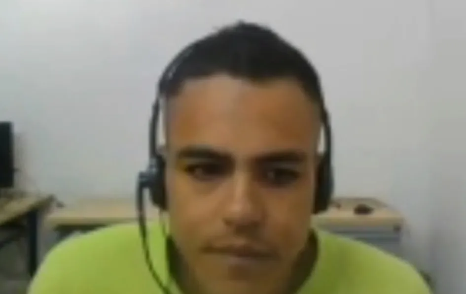 El hombre está detenido por otro proceso. El hombre está detenido por otro proceso.