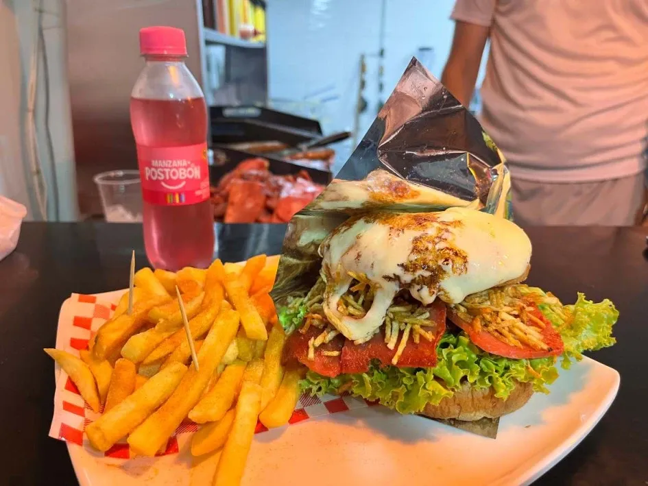 Cafe Burguer, El Cable Cafe Burguer, El Cable