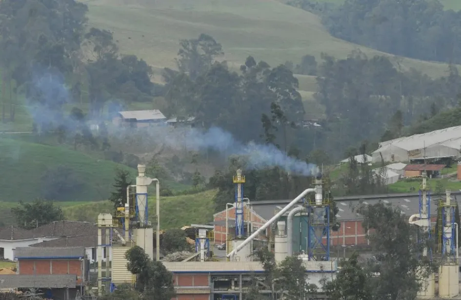 La producción industrial de Colombia cayó un 2,1 % en junio