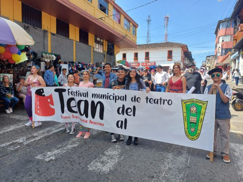 Así fue el desfile inaugural del Festival Municipal de Teatro. Así fue el desfile inaugural del Festival Municipal de Teatro.