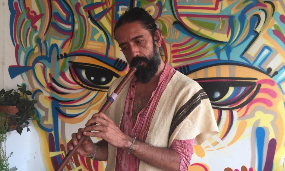 Ernesto "Teto" Ocampo, también trabajó con artistas con artistas colombianos. Ernesto "Teto" Ocampo, también trabajó con artistas con artistas colombianos.