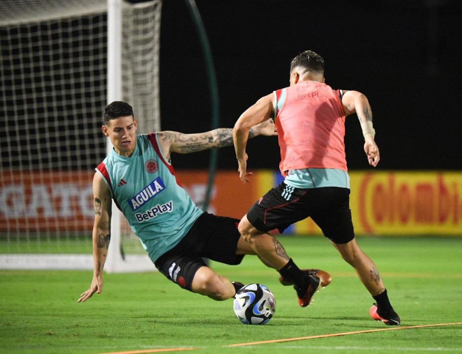 James Rodríguez y Juan Fernando Quintero, dos de los creativos de Colombia en la Eliminatoria. Hoy visitan a Chile. James Rodríguez y Juan Fernando Quintero, dos de los creativos de Colombia en la Eliminatoria. Hoy visitan a Chile.