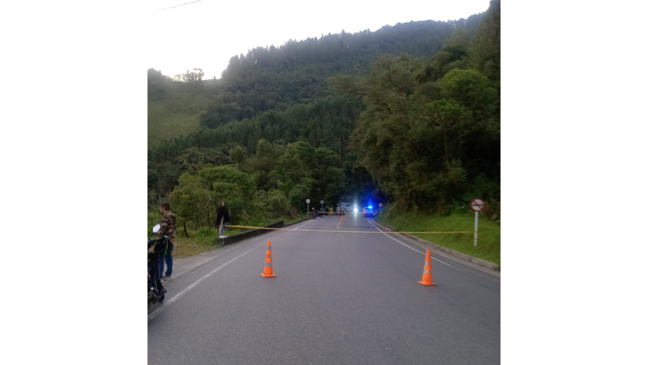 Bloqueo en Mesones, entre Manizales y Mariquita Bloqueo en Mesones, entre Manizales y Mariquita