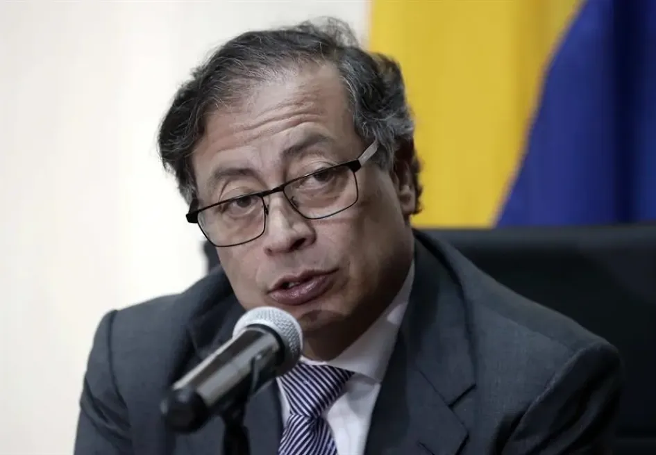 Presidente, Gustavo Petro. Presidente, Gustavo Petro.