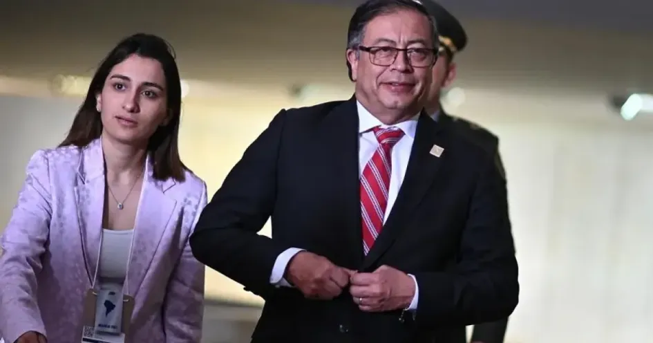 El pasado 4 de septiembre Laura Sarabia regresó al gabinete de Gustavo Petro, esta vez como la directora del Departamento para la Prosperidad Social (DPS). El pasado 4 de septiembre Laura Sarabia regresó al gabinete de Gustavo Petro, esta vez como la directora del Departamento para la Prosperidad Social (DPS).