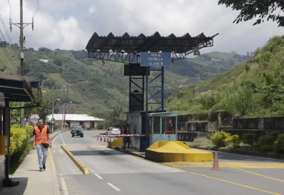 Este es el peaje La Estrella, en la vía Manizales - Neira. Este es el peaje La Estrella, en la vía Manizales - Neira.