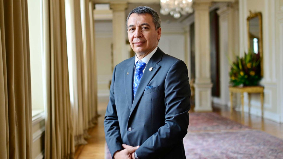 El ministro de Transporte de Colombia, William Camargo Triana, visitó Manizales el pasado 7 de julio, en una reunión que sostuvo con el gremio taxista. El ministro de Transporte de Colombia, William Camargo Triana, visitó Manizales el pasado 7 de julio, en una reunión que sostuvo con el gremio taxista.