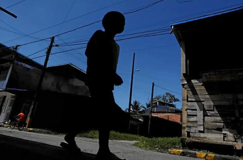 El Juan XXIII, de los barrios más peligrosos de Buenaventura, territorio de la banda de los Shottas. El Juan XXIII, de los barrios más peligrosos de Buenaventura, territorio de la banda de los Shottas.