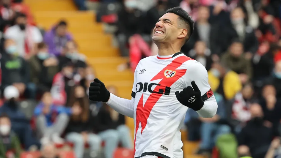 La residencia de Falcao fue robada mientras el goleador colombiano se encontraba en la isla de Mallorca jugando con su equipo, el Rayo Vallecano. La residencia de Falcao fue robada mientras el goleador colombiano se encontraba en la isla de Mallorca jugando con su equipo, el Rayo Vallecano.