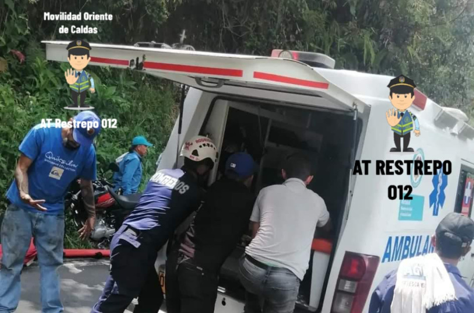 La joven transitaba en el capacete de un yip y, en una curva, se cayó del vehículo. Resultó gravemente herida. La joven transitaba en el capacete de un yip y, en una curva, se cayó del vehículo. Resultó gravemente herida.