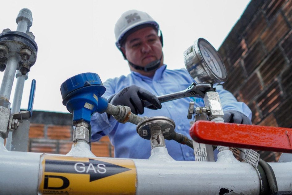 Expertos de Efigás trabajaron para restablecer el servicio de gas natural en Armenia (Quindío). Expertos de Efigás trabajaron para restablecer el servicio de gas natural en Armenia (Quindío).